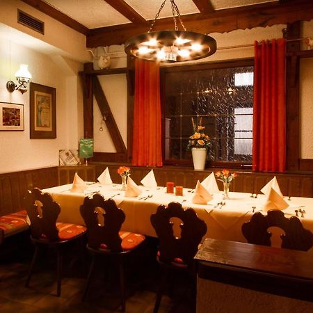 Hotel- Restaurant Zum Hirsch Großenlüder Eksteriør bilde
